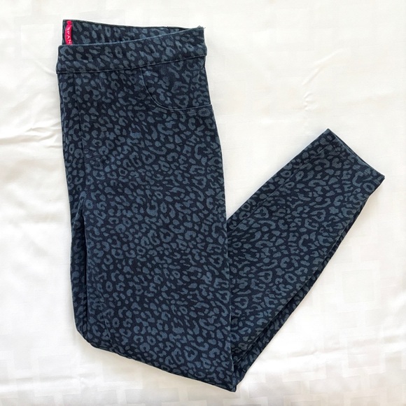 Spanx Blue Denim Leopard Jean-ish Legging Pants Women’s Size Large - Picture 2 of 7